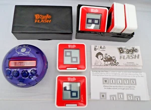 Radica 20Q (20 Domande) Gioco Elettronico Viola 2005 + Boggle Flash (Funzionante) - Foto 1 di 24