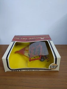 1/32 Ertl Toy International Harvester Or Massey Ferguson Minimum Tillage Plow - Picture 1 of 4
