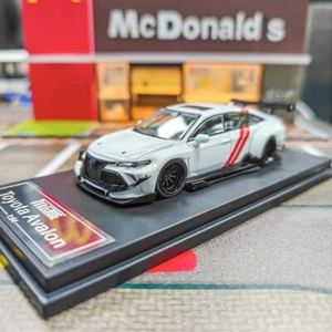 LMF 1/64 Toyota Avalon White k4 XX50 Concept Car Simulation Diecast Car Model - Picture 1 of 7