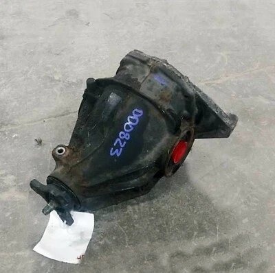 2005-2008 Dodge Magnum 5.7L Rear Axle Differential Carrier 2.82 Ratio RWD - Image 1 of 4