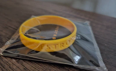 Pulsera Nike Livestrong Base Lance Armstrong 7” XS-M Amarilla Foto 1 de 4