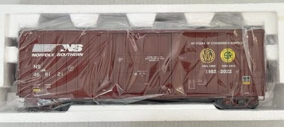 Atlas O 3007426S-1  50’ Gunderson High Cube Boxcar Norfolksouthern #468121 - Image 1 of 4