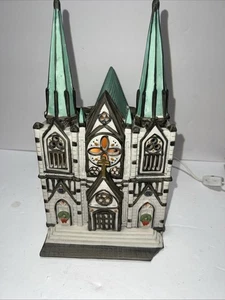 Dept 56 Heritage Village Christmas City Series The Cathedral 59625 Building Ligh - Imagen 1 de 15