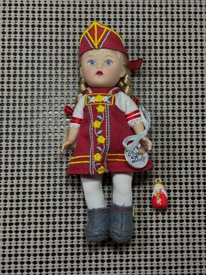Raro Vogue Mini Ginny San Petersburgo Muñeca Rusa 5" MDCC Foto 1 de 4