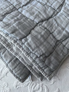 Pottery Barn Cloud Leinenmischung King Quilt CHAMBRAY grau Bettdecke 88 x 90 Zoll - Bild 1 von 17