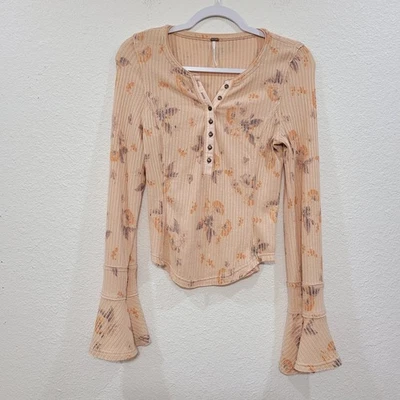 Free People Talla S Capa Me Floral Acanalado Térmico Henley Top Manga Campana Boho Foto 1 de 4
