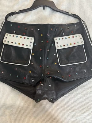 Pantalones Cortos Nasty Gal Cuero Genuino Adornados Festival Wear Talla US 12 Foto 1 de 3
