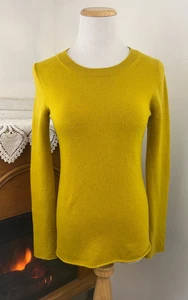 Italian Cashmere Mustard Woman's Sweater ~ L - Picture 1 of 6