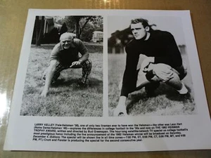 TV PRESSEFOTO LARRY KELLEY 1982 HEISMAN TROPHY AWARD - Bild 1 von 1
