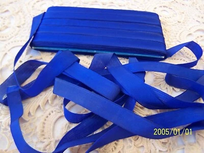 Ancien ruban en soie ( rayonne ). Bleu roy. Vendu au mètre. Réf : n°49 - Photo 1/4
