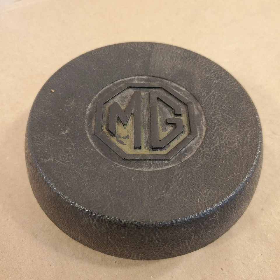 1971-1976 MG MGB MGB GT Midget Lucas Center Horn Push Button 33689A Dated 1972 - Image 1 of 4