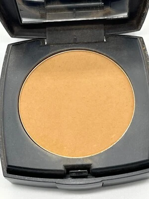 BeautiControl Perfecting Wet/Dry Finish Foundation-Y4 Full Size New Unsealed - Image 1 of 2