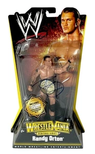 WWE RANDY ORTON 1 OF 1000 SIGNED WRESTLEMANIA HERITAGE SERIES TOY WITH JSA COA - Picture 1 of 5