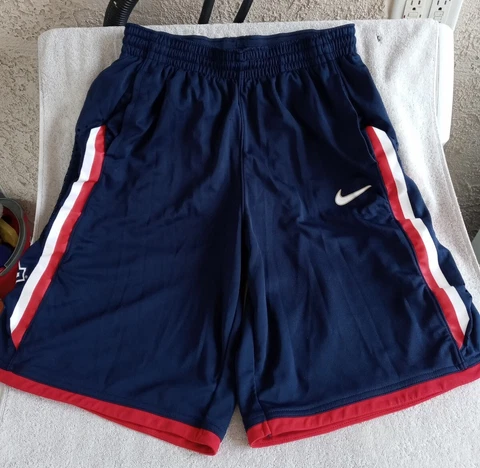 Arizona Wildcats Nike Shorts Large Cover