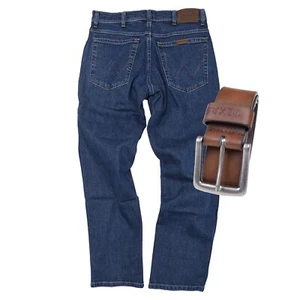 Pantalones vaqueros elásticos para hombre Wrangler Regular Fit duraderos incl. cinturón - Imagen 1 de 80