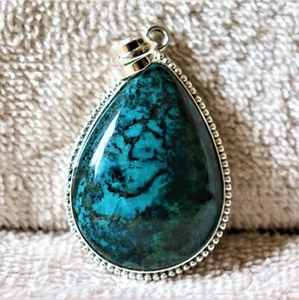 COLGANTE JOYERÍA HECHO A MANO PLATA ESTERLINA 925 PIEDRAS PRECIOSAS NATURALES CRISOCOLA 2.2" - Imagen 1 de 4