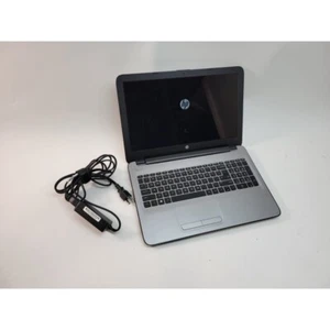 HP NOTEBOOK 15-BA113C 15.6" AMD A10-9600P @ 2.40GHZ -8GB DDR4- 256GB SSD - Picture 1 of 8
