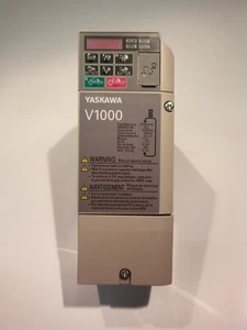 Frequenzumrichter YASKAWA V1000 CIMRVCBA0003EAB - Bild 1 von 3