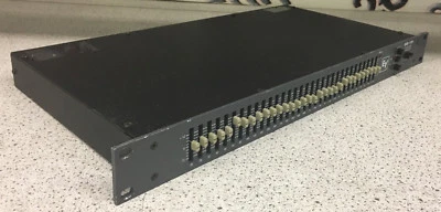 Electro-Voice EQ-131 31 Band 1/3 Octave Mono Graphic Equalizer XLR, 1/4" TRS - Image 1 of 4
