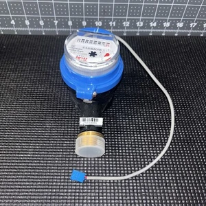 MTW Meter Technology Werks MJ-20 Misuratore Acqua Poly Multi-jet, 1 impulso/10 galloni - Foto 1 di 5