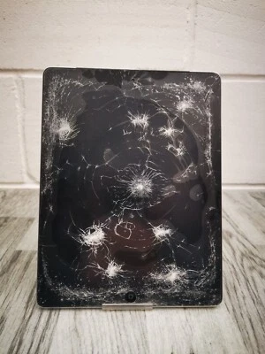 Apple iPad 2 - 32GB - Black (A1396) *FAULTY* - Image 1 of 4