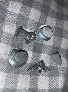 5 Lot Of Game Pieces Movers Hat Dog Iron Shoe Parts Replacement Pieces Monopoly - Picture 1 of 2