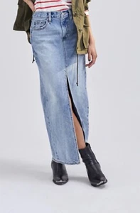 Maxi Falda Vaquera LEVI’S NUEVA CON ETIQUETAS Free People, $98, Talla 26 - Imagen 1 de 15