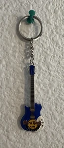 Hard Rock Cafe Keychain "LONDON" Blue & White GUITAR 2-Sided (Collection) - Picture 1 of 2