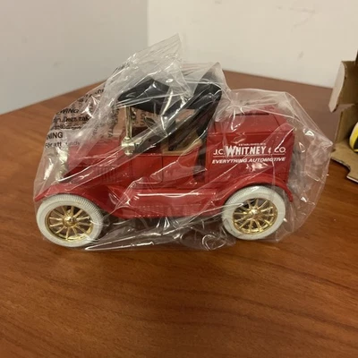 1918 Runabout Die-Cast Coin Bank JC Whitney Promo w/ Box & Key 1:25 Scale - Image 1 of 4