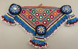 Espejos retrovisores vintage con borlas textiles colgantes tribales Kuchi 10" x 6,5" (19430) - Imagen 1 de 8