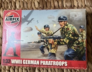 AIRFIX WW2 GERMAN INFANTRY, 1:32scale, Vintage Blue Plastic German Soldiers 13x - Picture 1 of 9