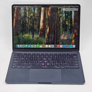 2022 Apple MacBook Air 13.6" M2 Midnight 8GB RAM 256GB - Afbeelding 1 van 6