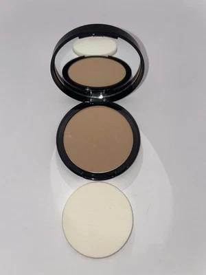 Mineral Foundation Pressed Powder SPF 15 - Sunlit - Buildable Coverage - Image 1 of 3
