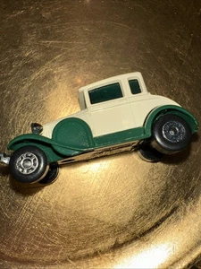 Lesney Matchbox Superfast #73 Model A Ford, cremefarbene Karosserie, grünes Chassis, ohne Fenster - Bild 1 von 6