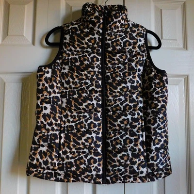 PINK LILY Lightly Quilted Vest Full Zip Animal Print Boho Pockets Size Medium - Image 1 of 4