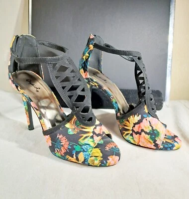 Womens Qupid Floral Peep toe Lattice Front Heels - Multicolor, Size 9 - Image 1 of 4