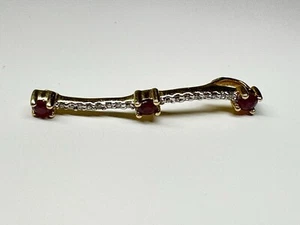 14 karat solid gold pendant with diamonds & rubies - Picture 1 of 12
