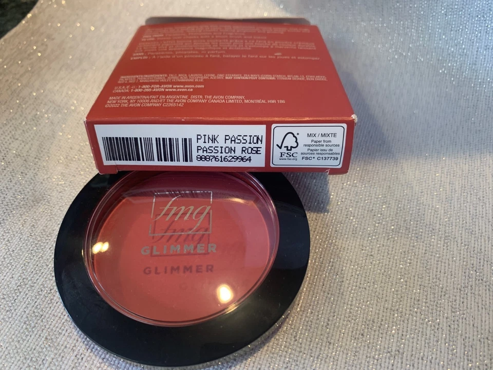 Avon fmg Glimmer Powder Blush Pink Passion Passion Rose