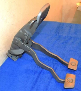 1965 1966 Mustang Fastback GT Conv Shelby ORIG 4-Speed CLUTCH BRAKE SWING PEDALS - Picture 1 of 11