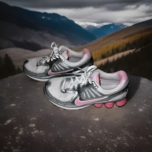 Nike Shox Zapatos Juveniles 6Y (Mujeres 7.5) Rosa Blanco Plata 398425-100 2010 ¡EXCELENTE ESTADO! Como nuevo - Imagen 1 de 9