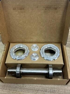 TNT Ti, Bottom Bracket NOS 1993 107x68 And Specialized Used As well. Vintage. - Image 1 of 4