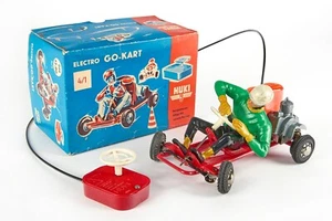 Lot 2508045 Huki Electro Go-Kart 4/1 mit Fernsteuerung 3 Volt, funktioniert, OVP - Bild 1 von 11