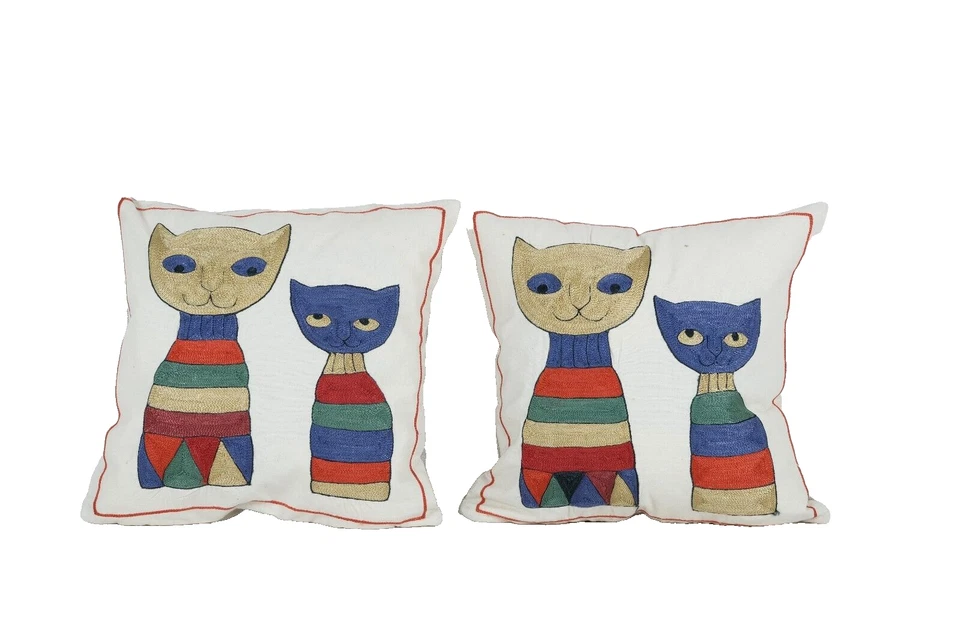 Set Tashkent Suzani Animal Pictorial Pillow Case Made from a 19th Century Suzani - Image 1 of 4