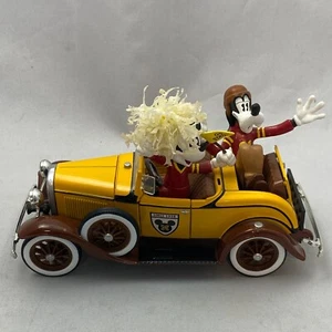 Vintage Ertl Collectibles DISNEY Mickey & Goofys BIG GAME 1/24 Diescast Roadster - Picture 1 of 7