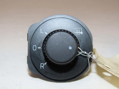 commande rétroviseurs extérieures électriques skoda RAPID (NH3, NK3, NK6) 5J - Photo 1/4