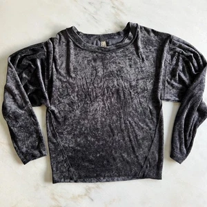 Top de terciopelo aplastado We The Free gris manga larga hombro abullonado XS - Imagen 1 de 7