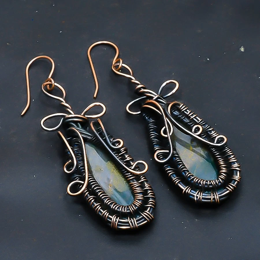 Bloodstone 宝石手工珠宝耳环 2.84 — 第 1/1 张图片