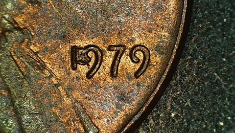 1979 Lincoln Memorial Cent with Large Die Chip Between "1" and "9" Cover
