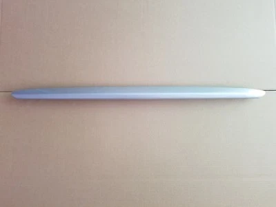 Parachoques delantero para Toyota RAV4 2013-2015 parrilla inferior moldura plateada NUEVO Foto 1 de 2