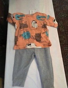Babies 6-9 Months F&F Top And Trouser Set Orange And Grey - Picture 1 of 9